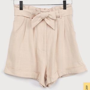Lulu’s Beige High Waisted Shorts Small NWT!!
